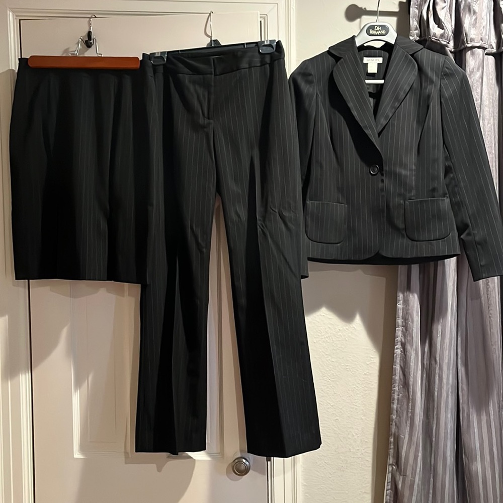 3-piece suit. Blazer skirt & pants.  Size 2